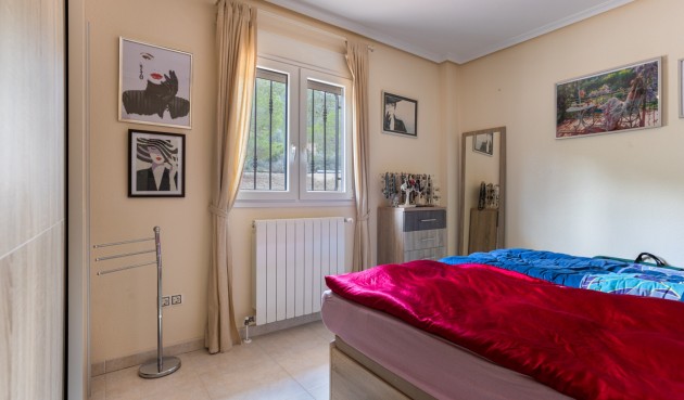 Brukt - Villa -
La Zarza - Inland