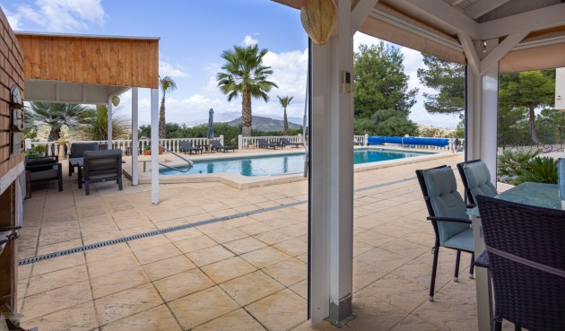 Brukt - Villa -
La Zarza - Inland