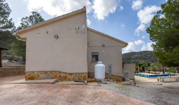 Brukt - Villa -
La Zarza - Inland