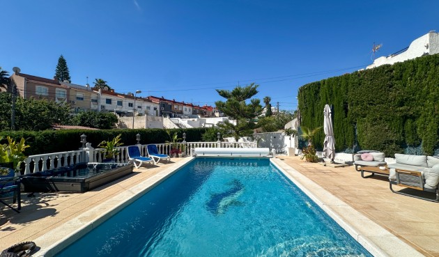 Brukt - Town House -
Torrevieja - Costa Blanca