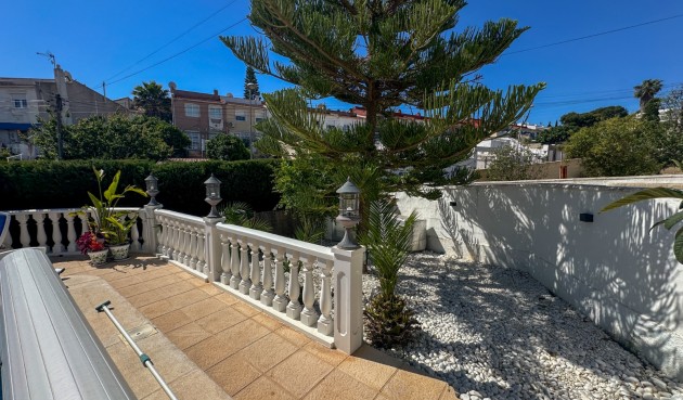 Brukt - Town House -
Torrevieja - Costa Blanca