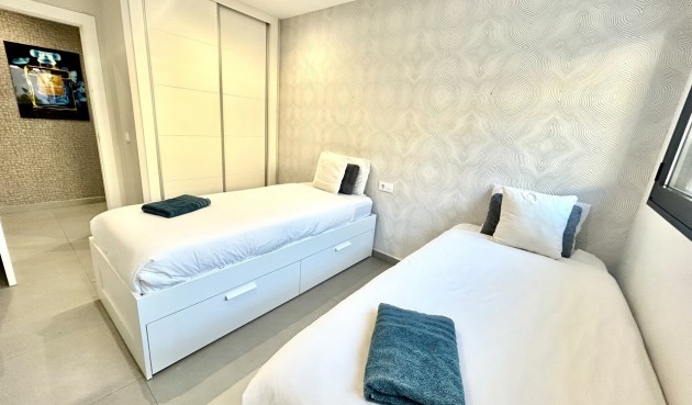 Brukt - Villa -
Los Balcones - Costa Blanca