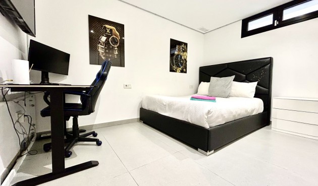 Brukt - Villa -
Los Balcones - Costa Blanca