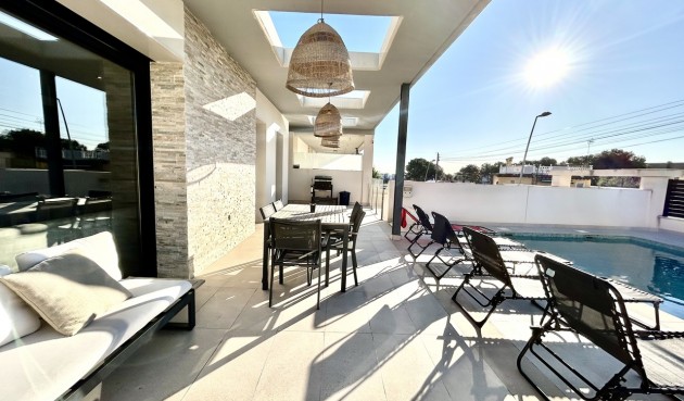 Brukt - Villa -
Los Balcones - Costa Blanca
