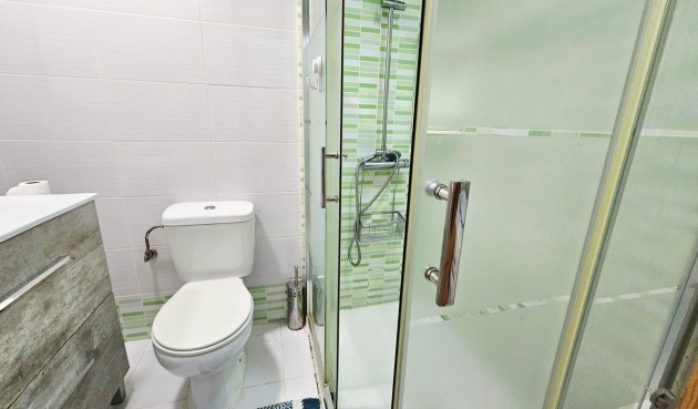 Brukt - Bungalow -
Torrevieja - Nueva Torrevieja