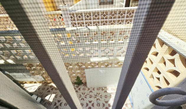 Brukt - Bungalow -
Torrevieja - Nueva Torrevieja