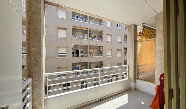 Brukt - Apartment -
Torrevieja - Centro