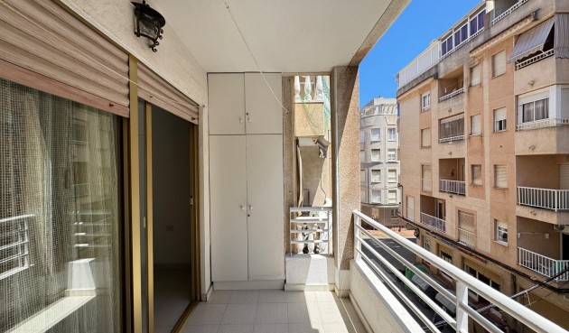 Brukt - Apartment -
Torrevieja - Centro