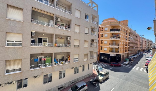 Brukt - Apartment -
Torrevieja - Centro