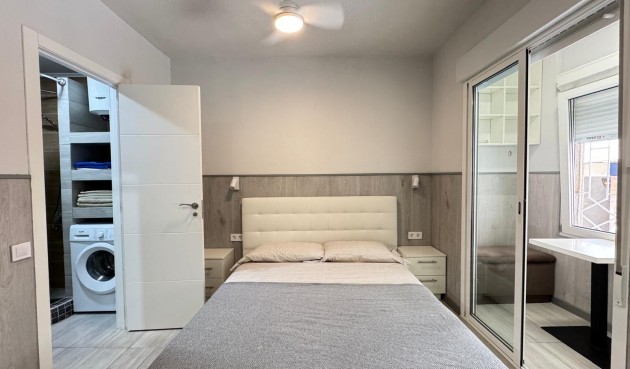 Brukt - Apartment -
Torrevieja - Playa del Cura