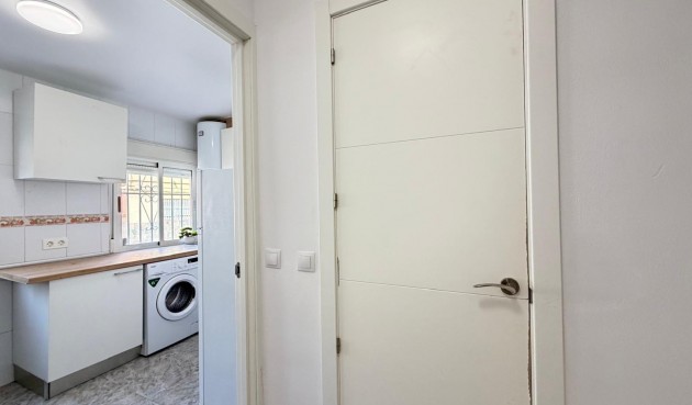 Brukt - Apartment -
Torrevieja - Centro