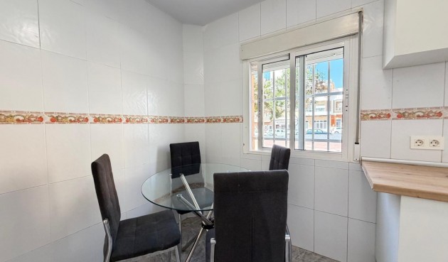 Brukt - Apartment -
Torrevieja - Centro