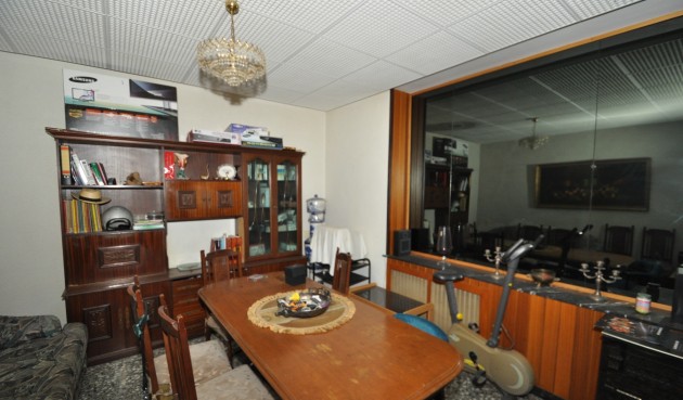 Resale - Town House -
Petrer - Inland