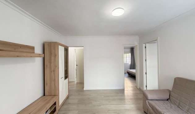 Brukt - Apartment -
Torrevieja - Centro