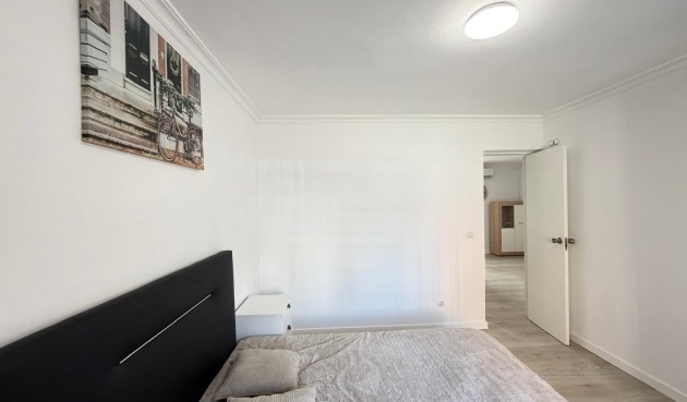 Brukt - Apartment -
Torrevieja - Centro