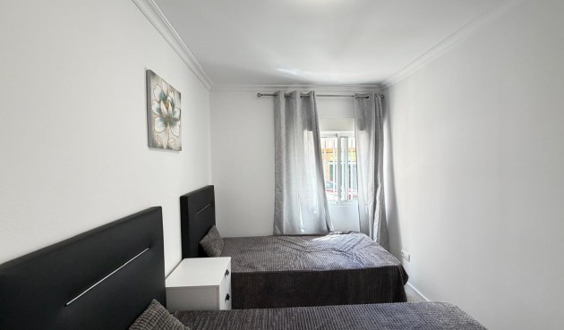 Brukt - Apartment -
Torrevieja - Centro