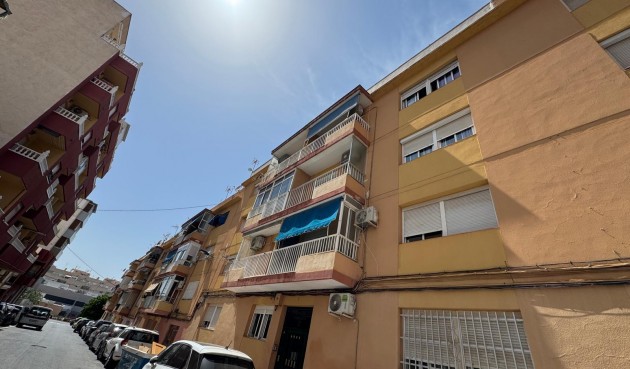Brukt - Apartment -
Torrevieja - Centro