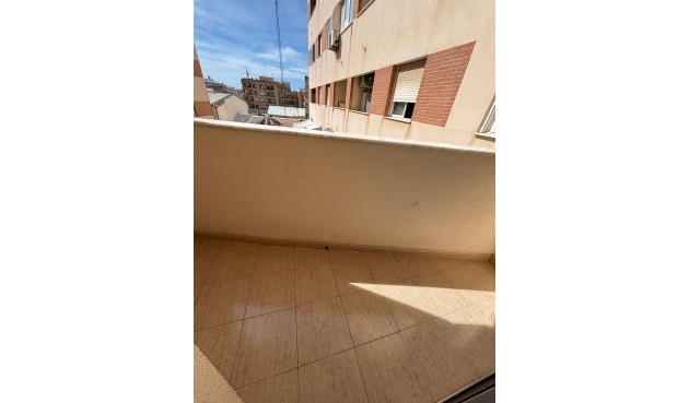 Brukt - Apartment -
Torrevieja - Centro