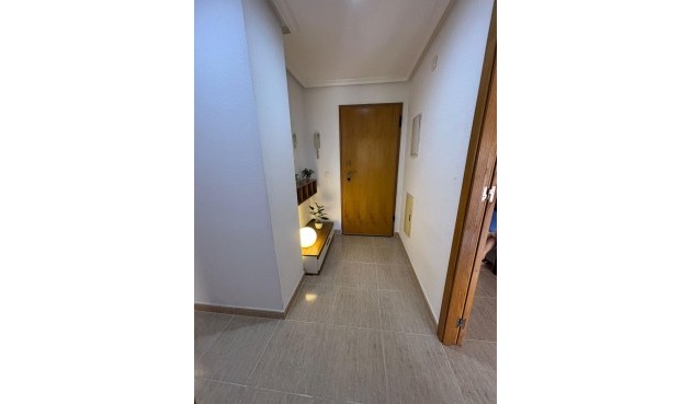 Brukt - Apartment -
Torrevieja - Centro