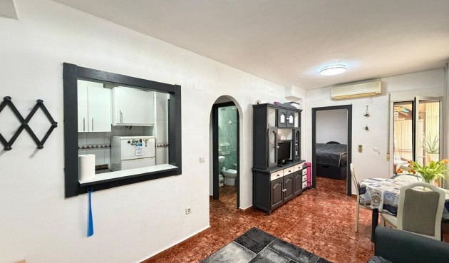 Brukt - Apartment -
Torrevieja - Estacion De Autobuses