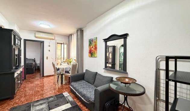 Brukt - Apartment -
Torrevieja - Estacion De Autobuses