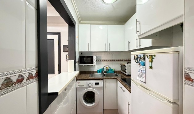 Brukt - Apartment -
Torrevieja - Estacion De Autobuses