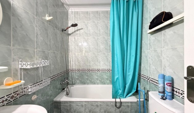 Brukt - Apartment -
Torrevieja - Estacion De Autobuses