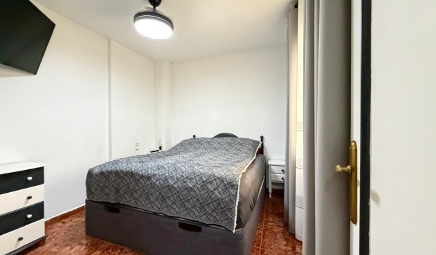 Brukt - Apartment -
Torrevieja - Estacion De Autobuses