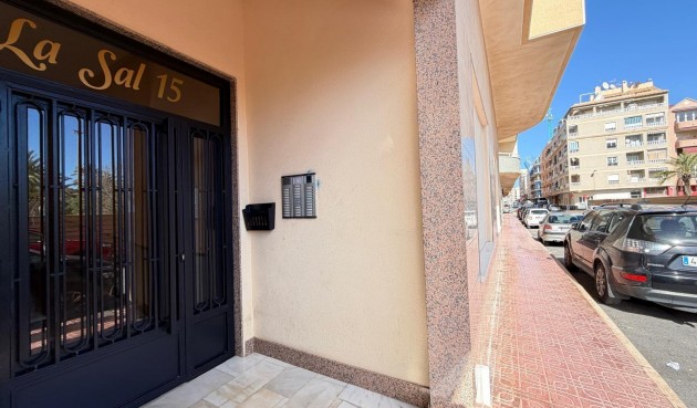 Brukt - Apartment -
Torrevieja - Playa del Cura