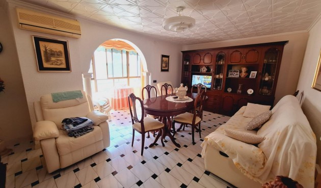 Brukt - Apartment -
Torrevieja - Acequion