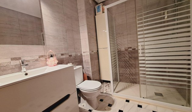 Brukt - Apartment -
Torrevieja - Acequion