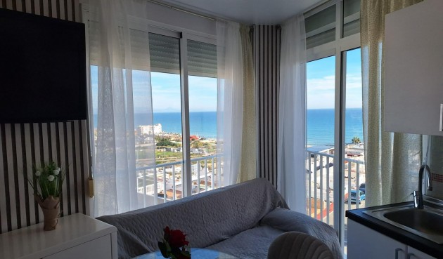 Brukt - Apartment -
Torrevieja - Torrejón