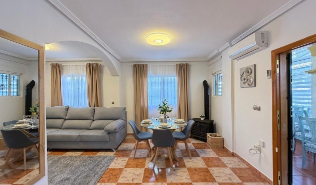 Brukt - Town House -
Orihuela Costa - Las Filipinas