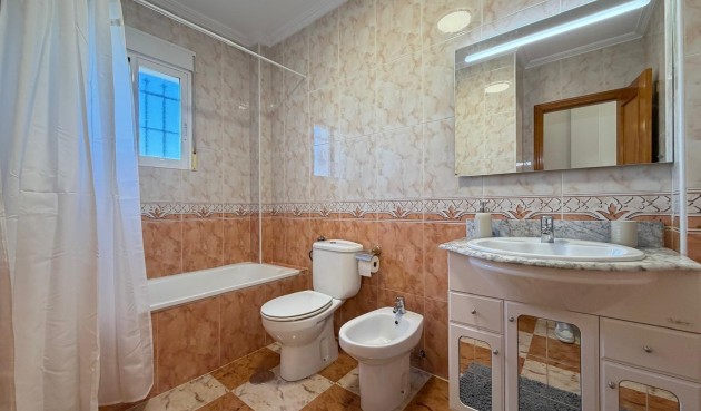 Brukt - Town House -
Orihuela Costa - Las Filipinas