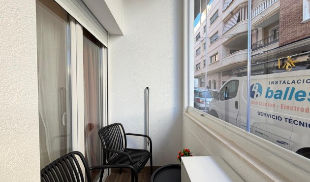 Återförsäljning - Apartment -
Torrevieja