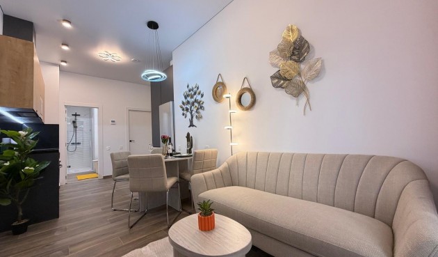Återförsäljning - Apartment -
Torrevieja