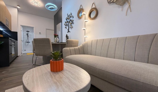 Återförsäljning - Apartment -
Torrevieja
