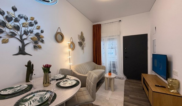 Återförsäljning - Apartment -
Torrevieja