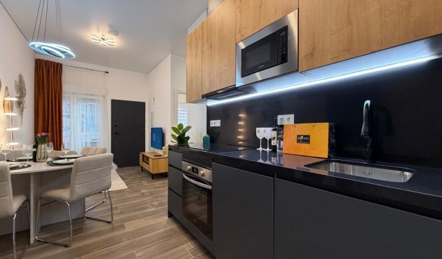 Återförsäljning - Apartment -
Torrevieja