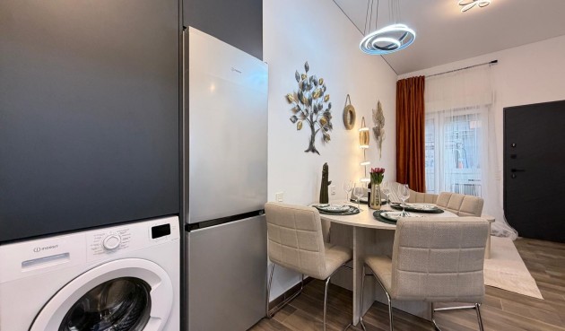 Återförsäljning - Apartment -
Torrevieja