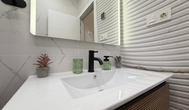 Återförsäljning - Apartment -
Torrevieja