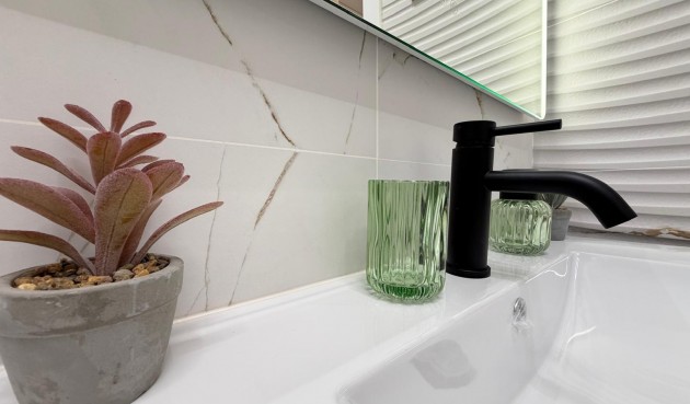 Återförsäljning - Apartment -
Torrevieja