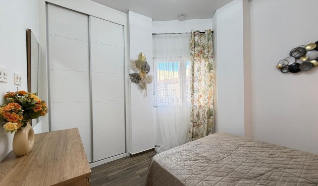 Återförsäljning - Apartment -
Torrevieja