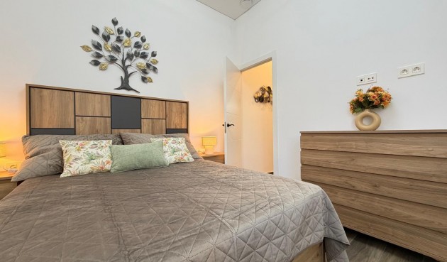 Återförsäljning - Apartment -
Torrevieja