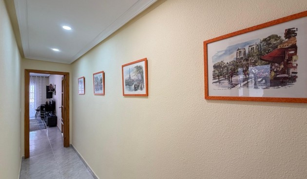 Brukt - Apartment -
Torrevieja - Playa del Cura
