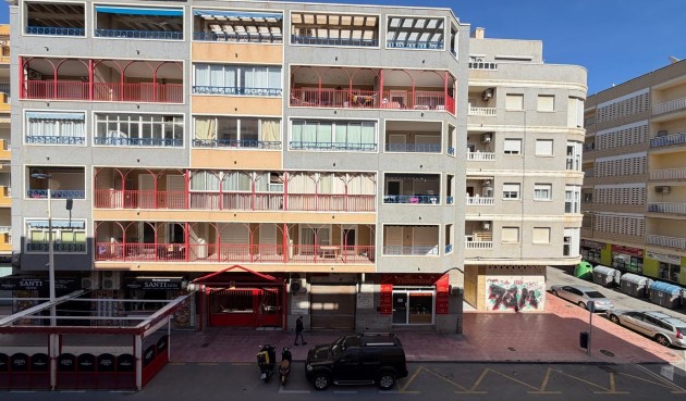 Brukt - Apartment -
Torrevieja - Playa del Cura