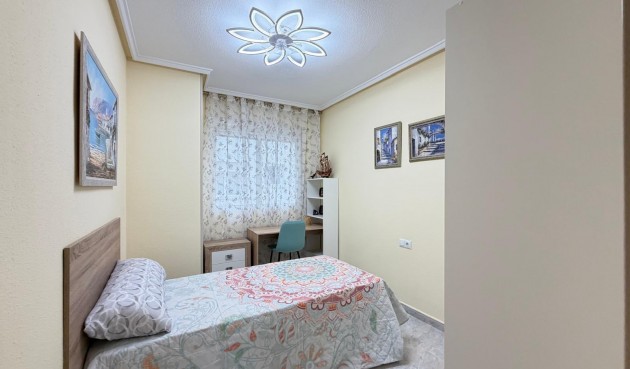 Brukt - Apartment -
Torrevieja - Playa del Cura
