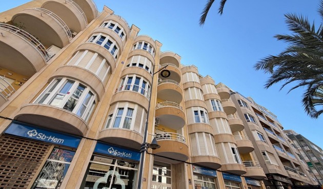 Brukt - Toppleilighet -
Torrevieja - Playa del Cura