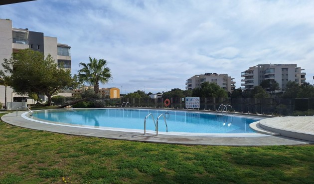 Brukt - Apartment -
Orihuela Costa - Los Dolses