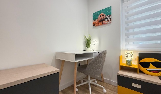 Brukt - Apartment -
Torrevieja - Centro